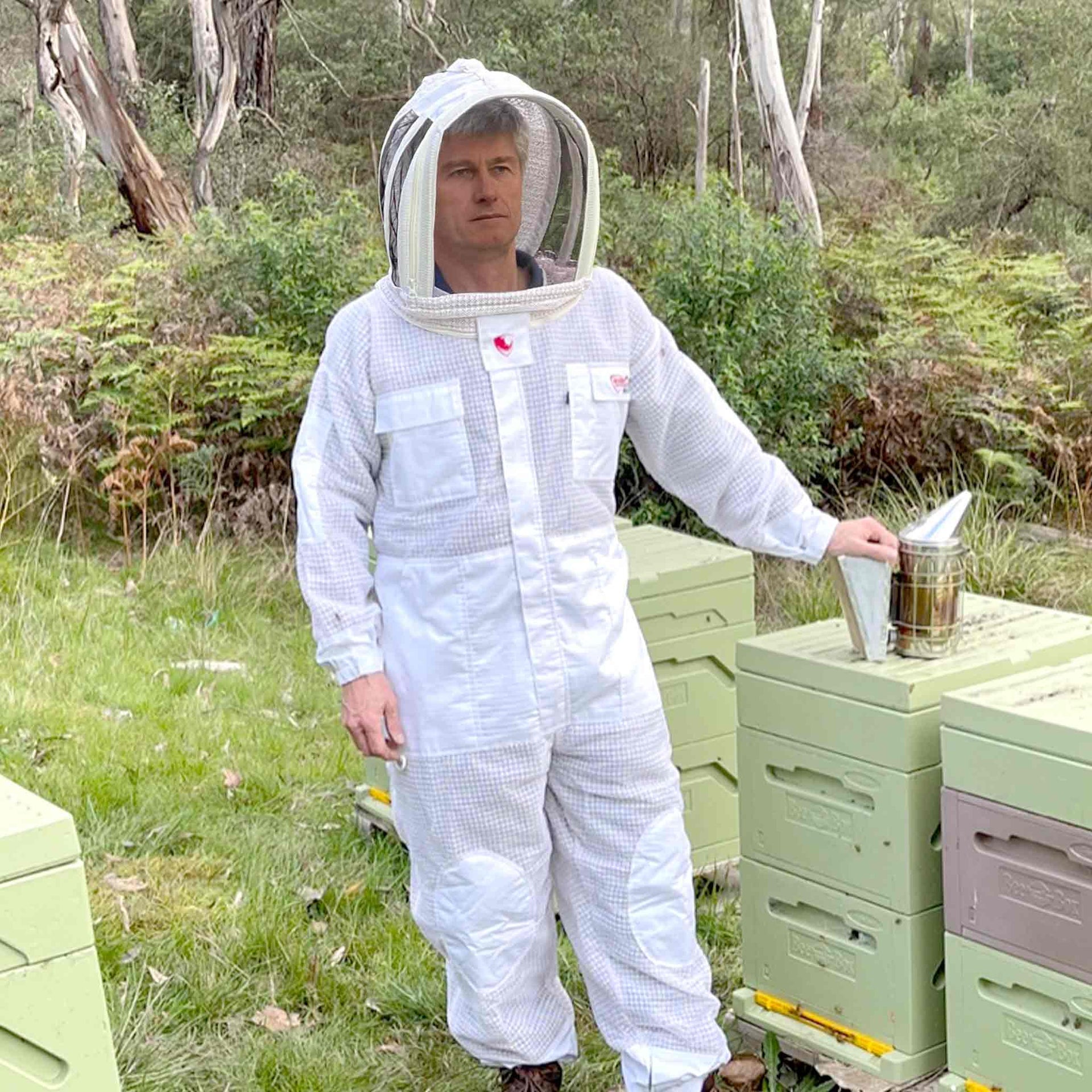 Supreme 8 Frame Langstroth Beekeeping Starter Package - Beekeeping Starter Kits collection by Buzzbee Beekeeping Supplies